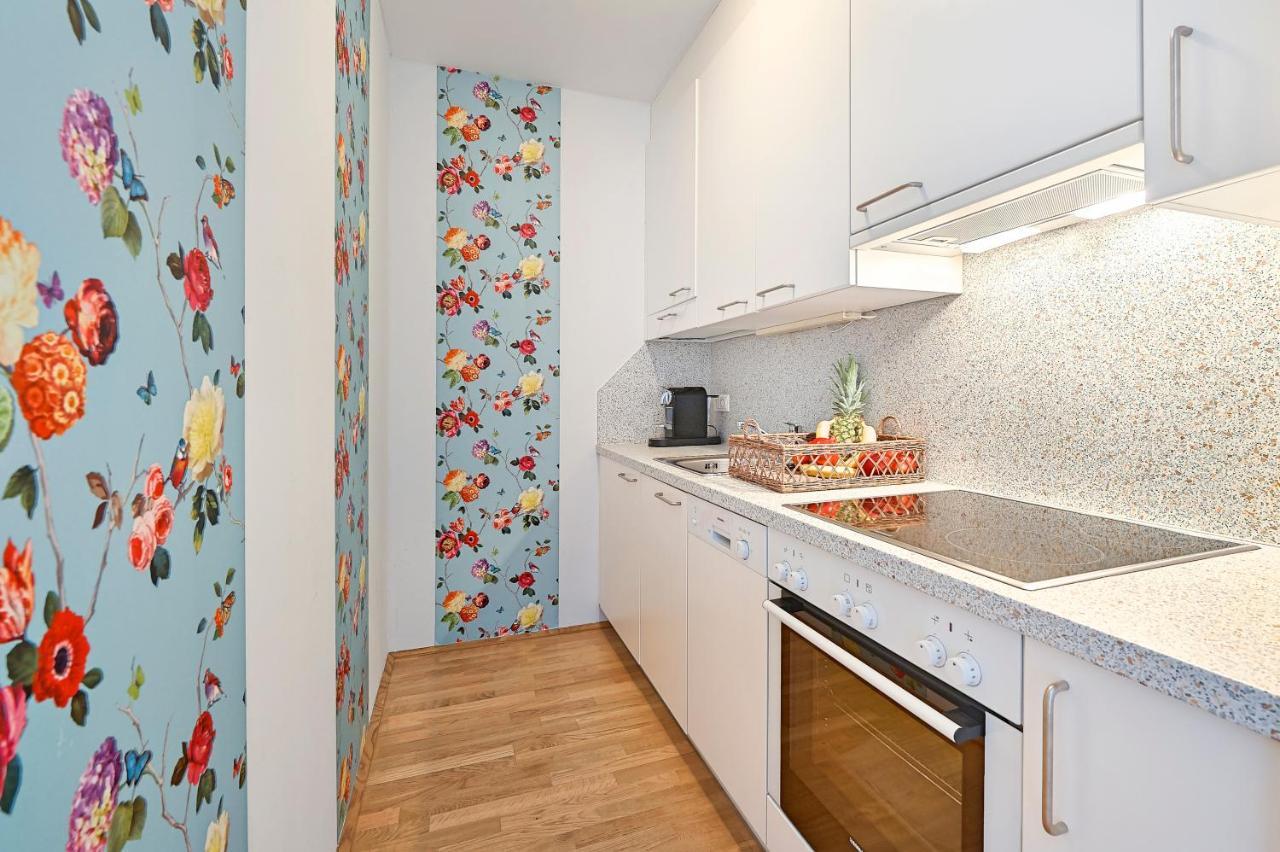 Peaceful Belvedere Apartment In Safe, Quiet & Central Location Вена Экстерьер фото